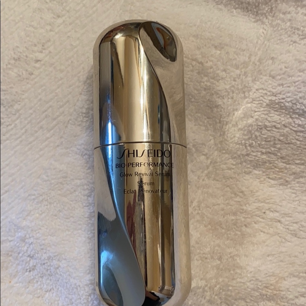 Shiseido glow revival serum